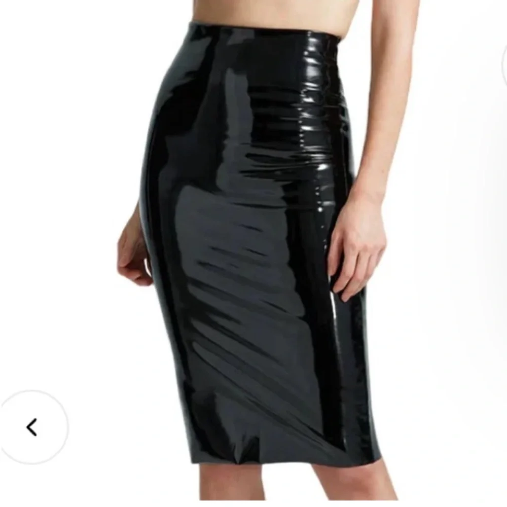 Pair of Commando Patent Midi Skirts Black & Tan, Size M - Picture 6 of 7